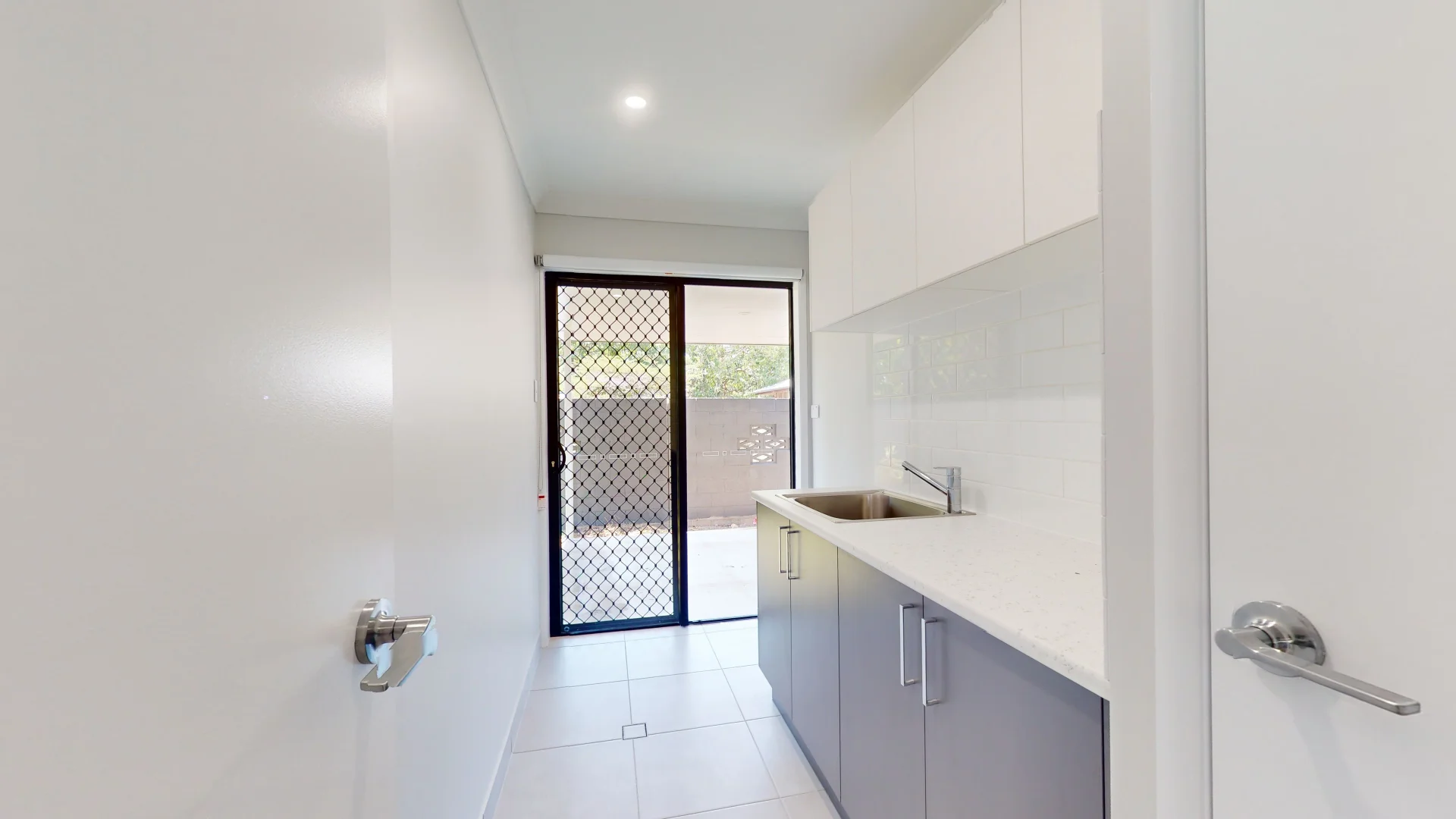 Additional image 8 of 2/1287 Riverway Drive, Kelso QLD 4815