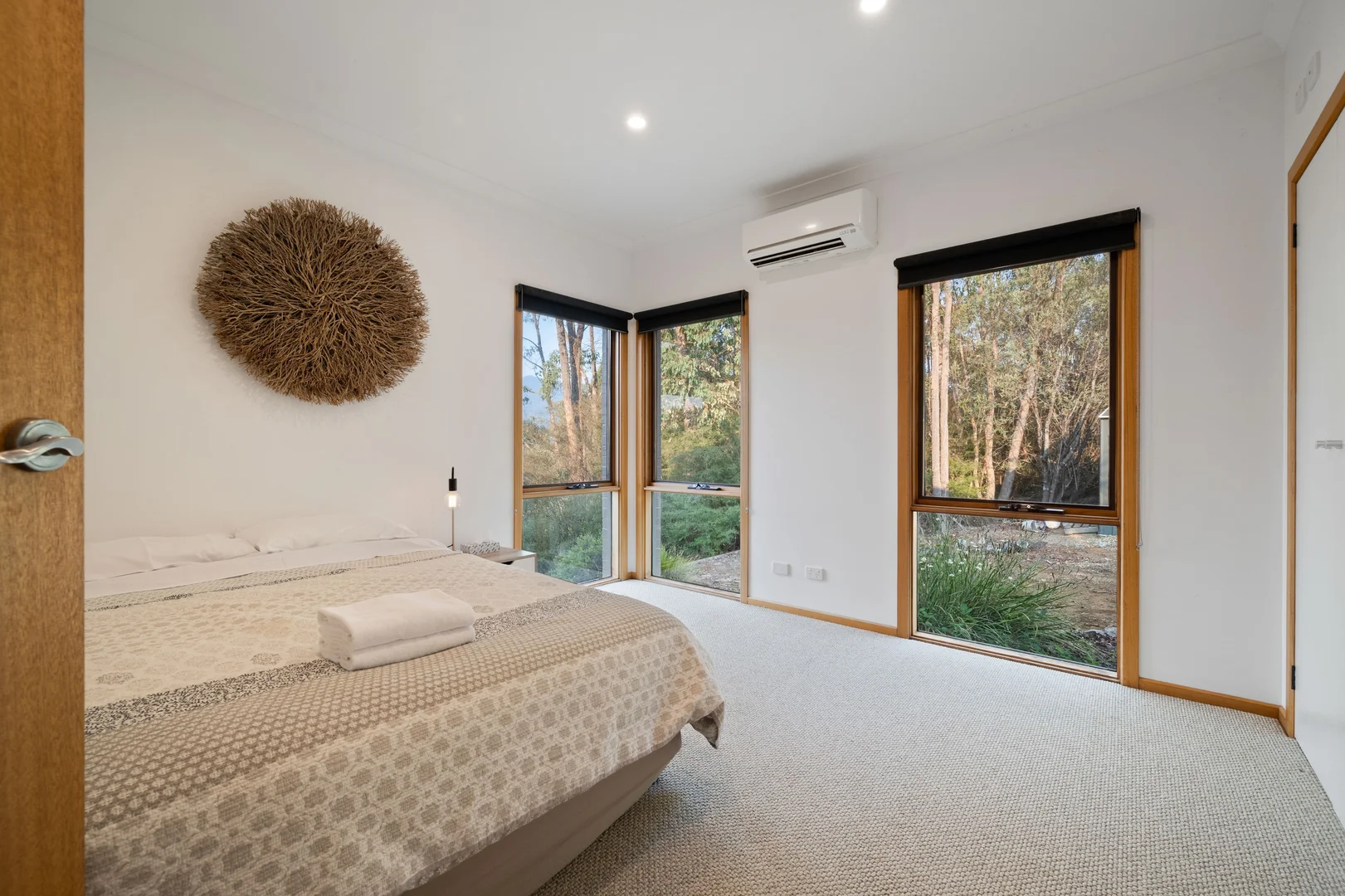 Additional image 12 of 215 Mount Buffalo Road, Porepunkah VIC 3740