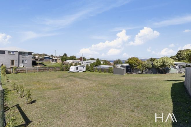 Picture of 16 Rainbow Terrace, OPOSSUM BAY TAS 7023