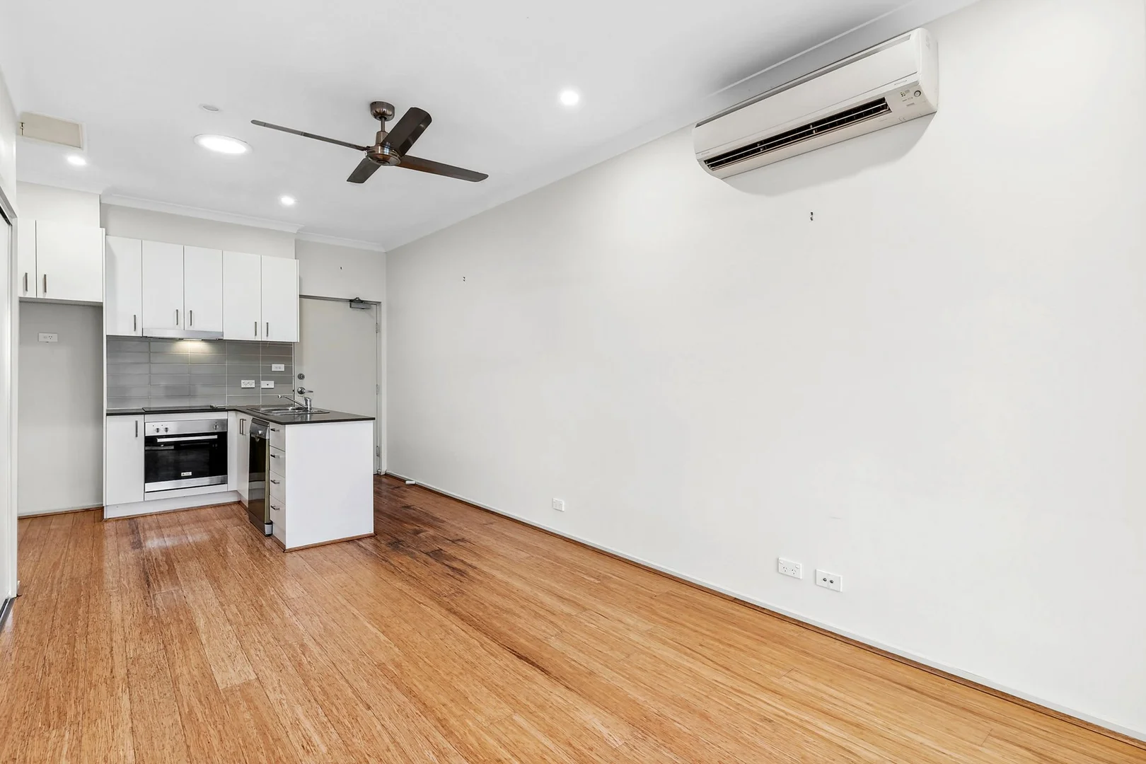 Additional image 5 of 12/13 Majura Avenue, Dickson ACT 2602