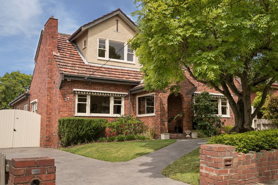 37 Outlook Drive, Camberwell Property History & Address Research Domain