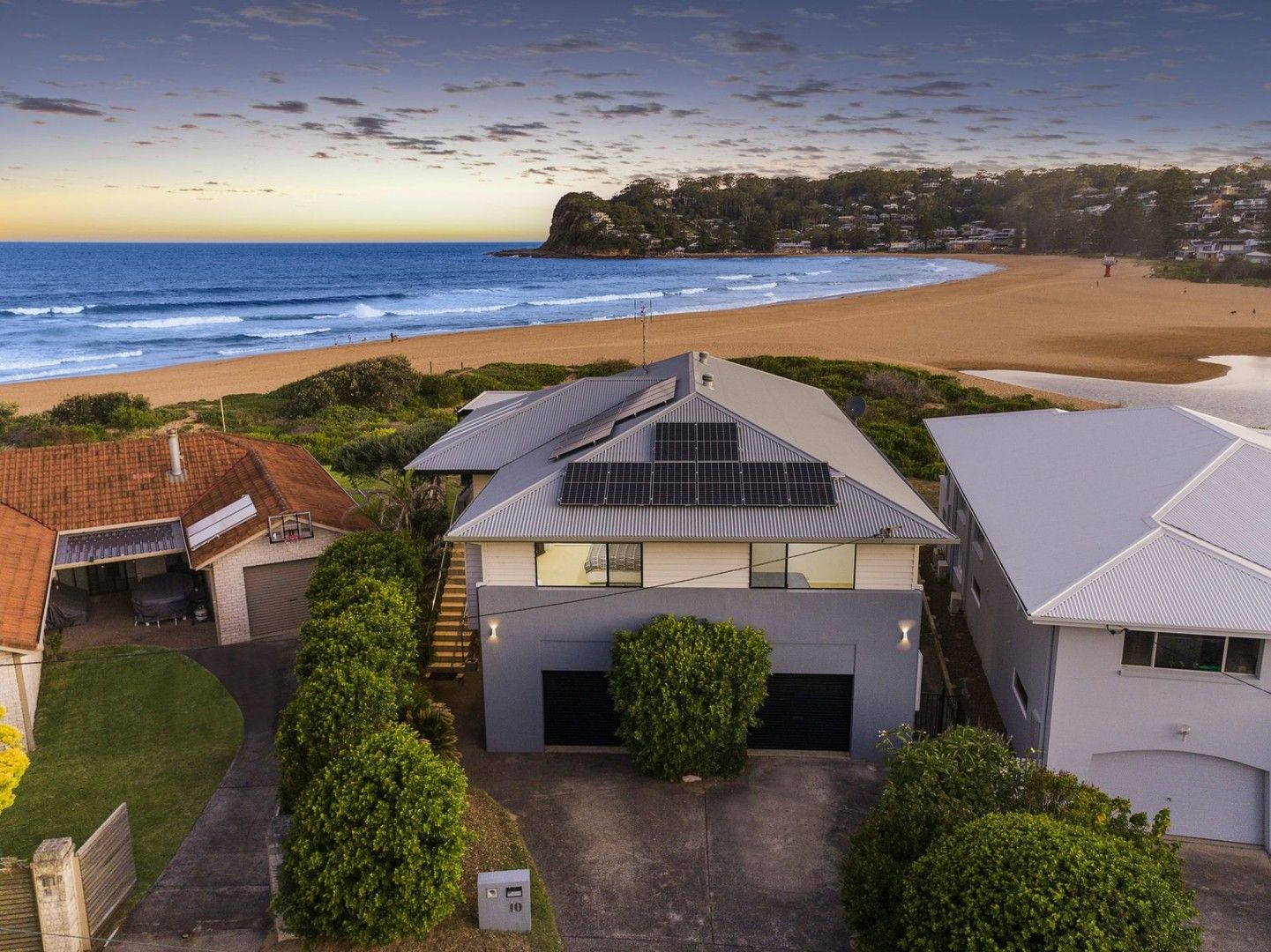 10 Bareena Avenue, North Avoca NSW 2260 Domain