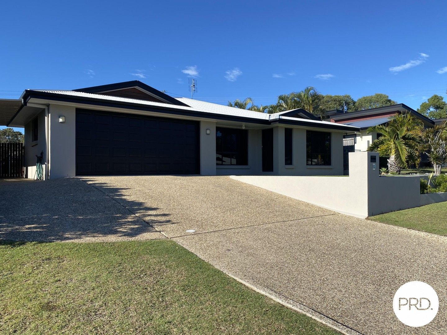 4 bedrooms House in 9 Driftwood Street TANNUM SANDS QLD, 4680