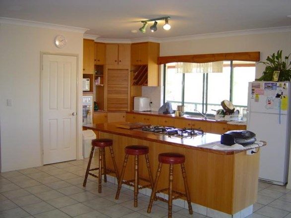 52 Mackerel Street, Woodgate QLD 4660, Image 2