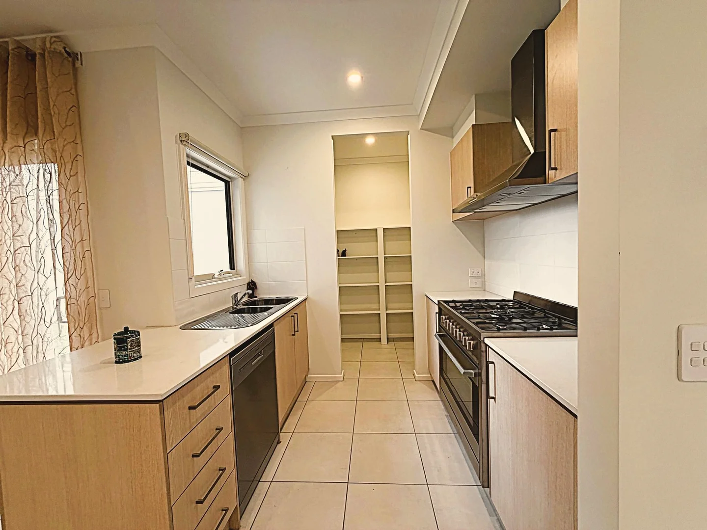 Additional image 14 of 8 Timor Walk, Eynesbury VIC 3338