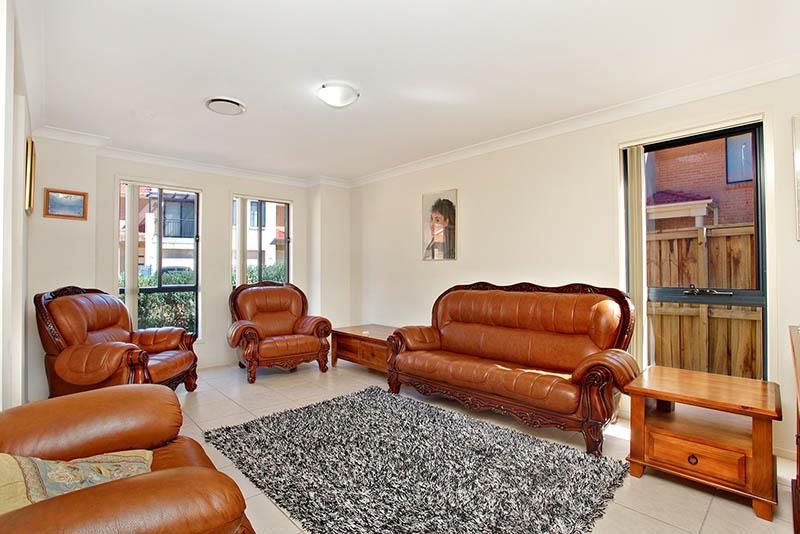 67 Coffs Harbour Ave, Hoxton Park NSW 2171, Image 1