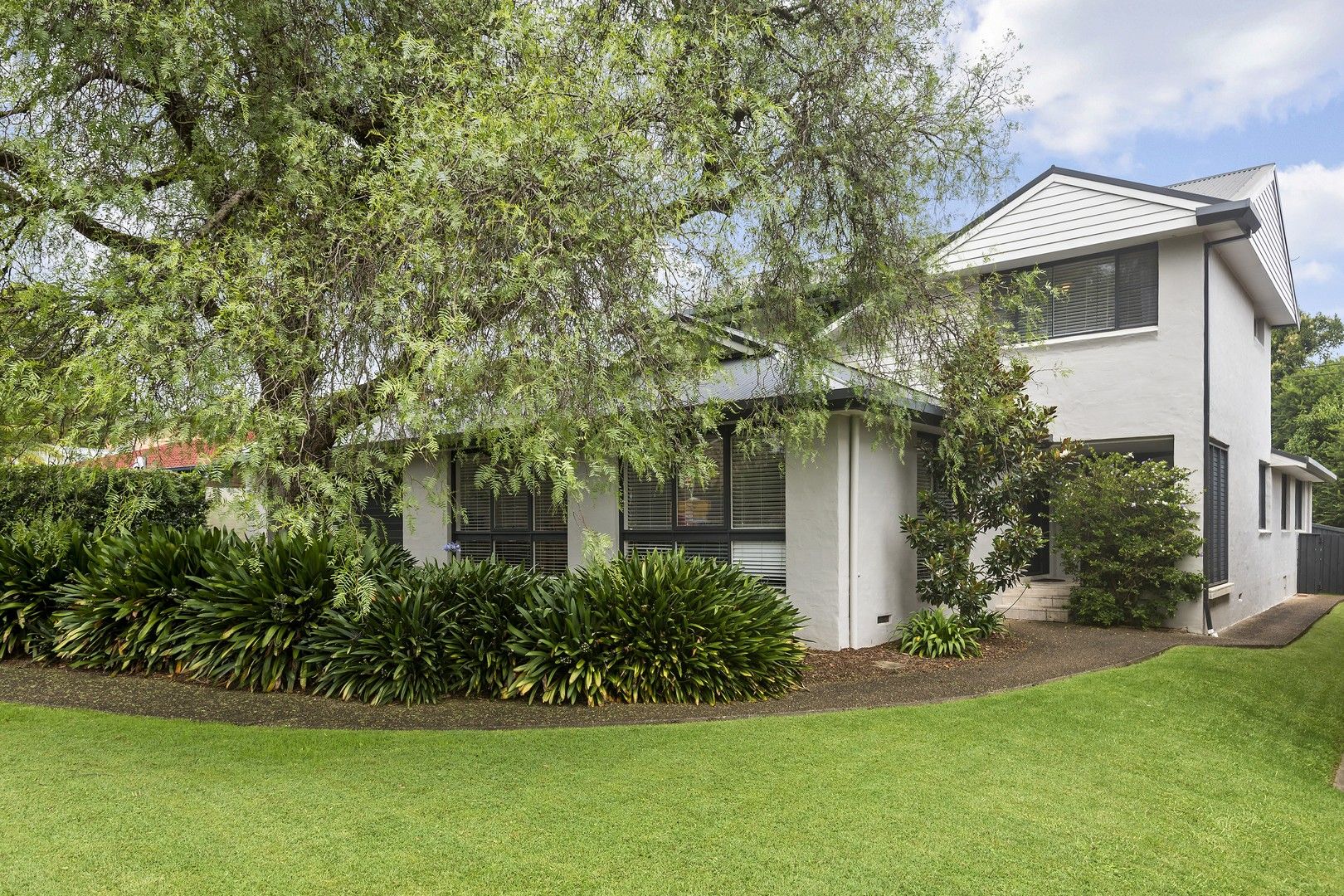 47 Willow Tree Crescent, Belrose NSW 2085, Image 0