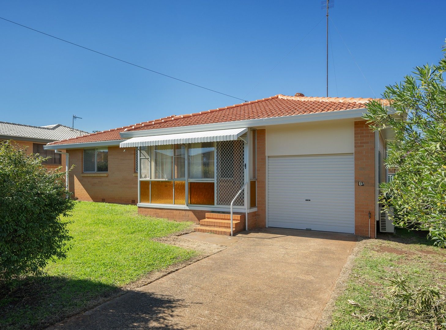 16 Hinton Street, Wilsonton QLD 4350, Image 0