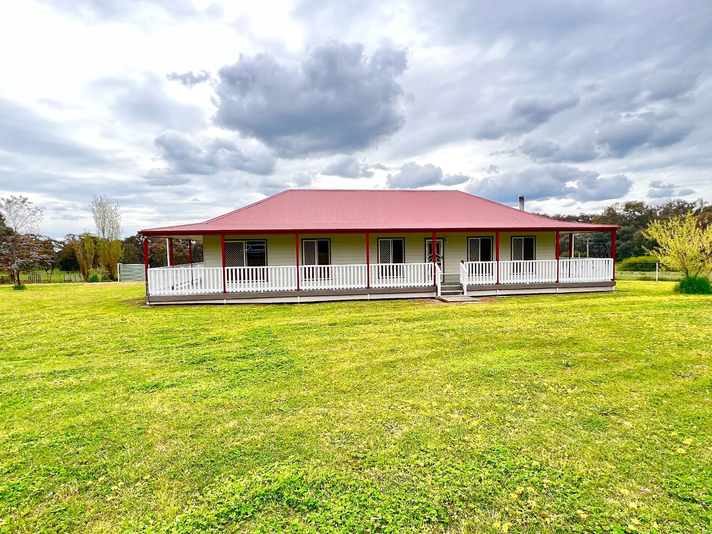 51 Commons Road, Young NSW 2594, Image 2