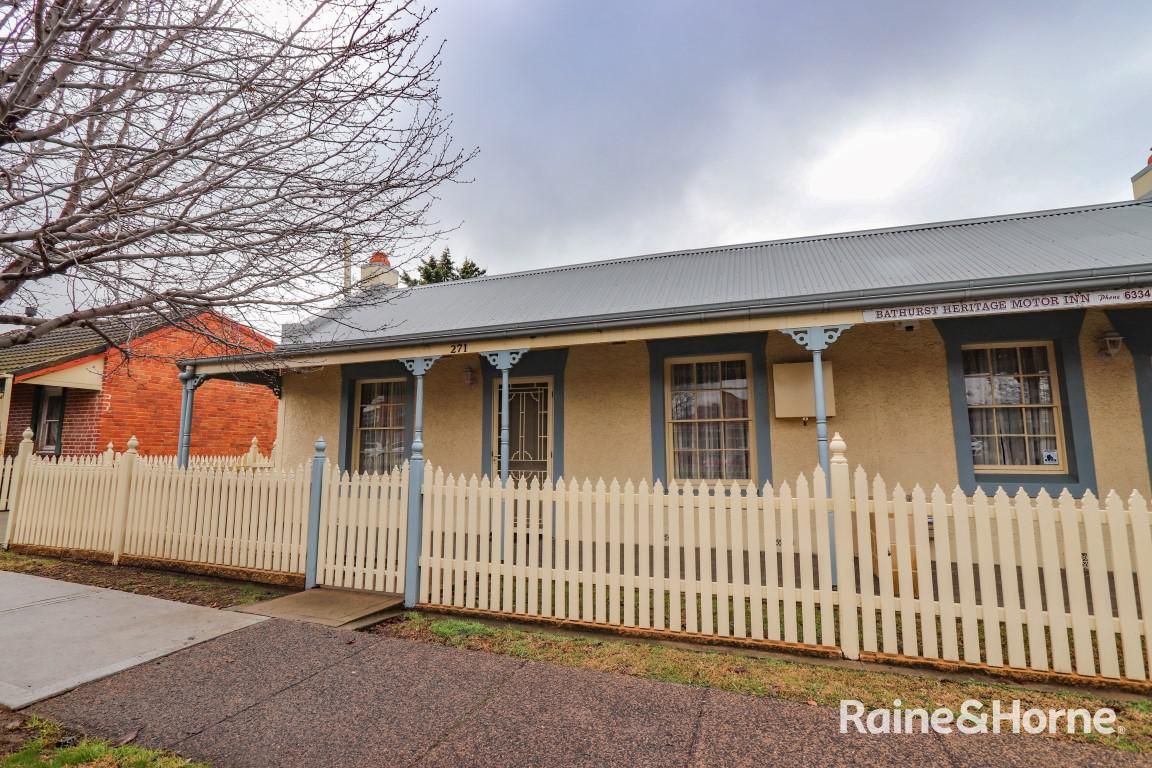 3 bedrooms House in 271 Howick Street Furnished BATHURST NSW, 2795