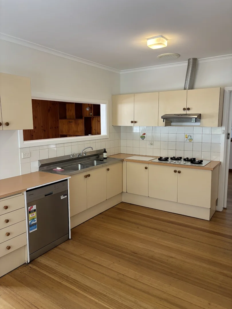 Additional image 3 of 2/1177 Riversdale Road, Box Hill South VIC 3128