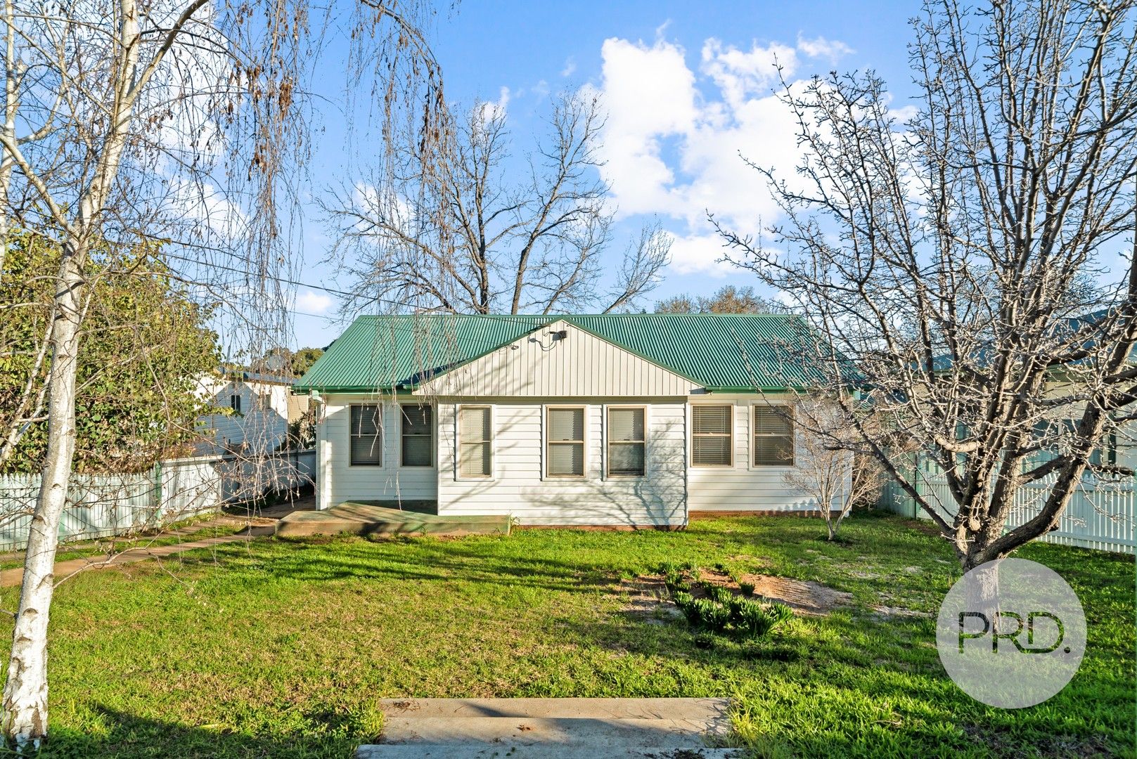 3 bedrooms House in 16 Condon Avenue MOUNT AUSTIN NSW, 2650