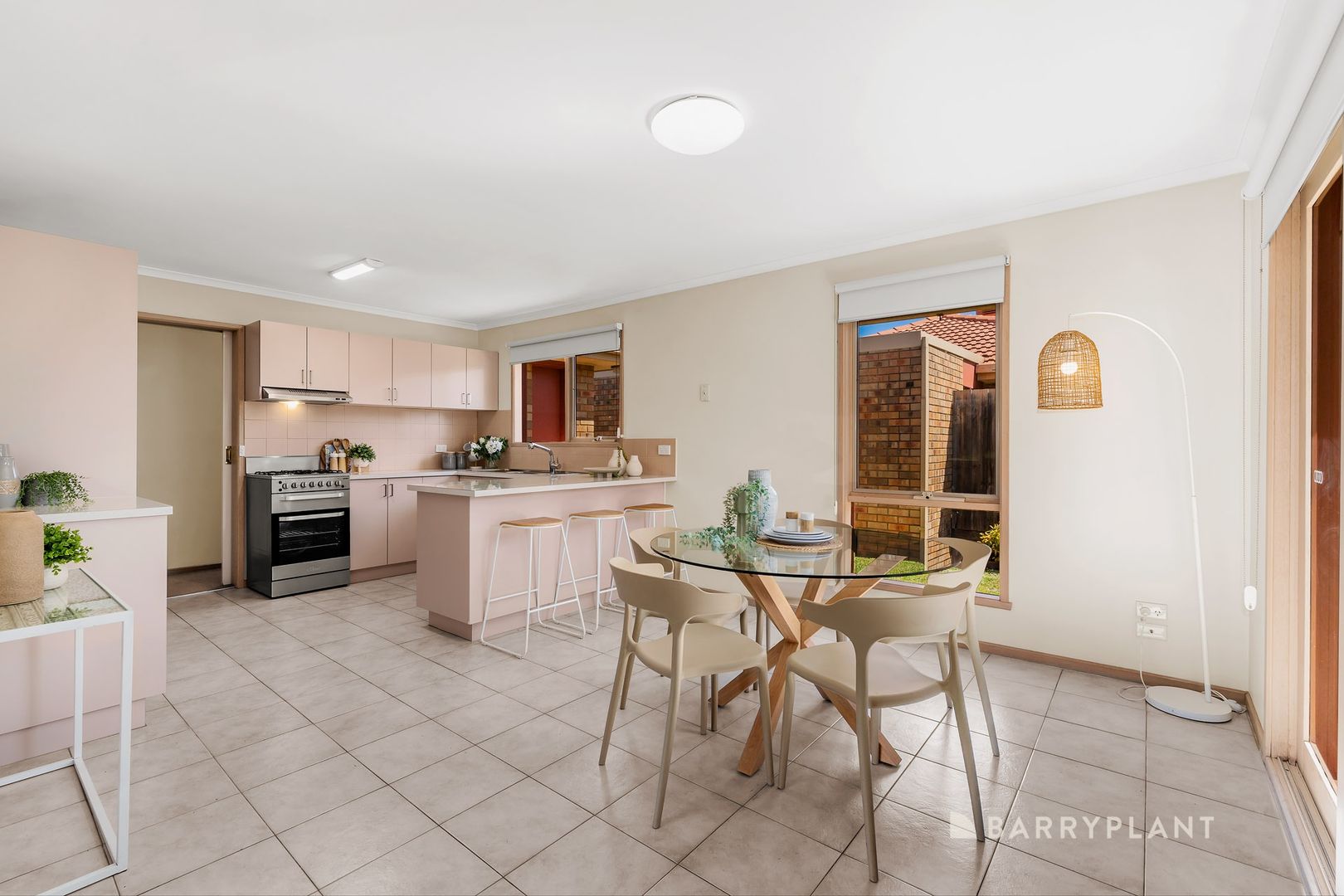 1 Ribbon Court, Mill Park VIC 3082, Image 2