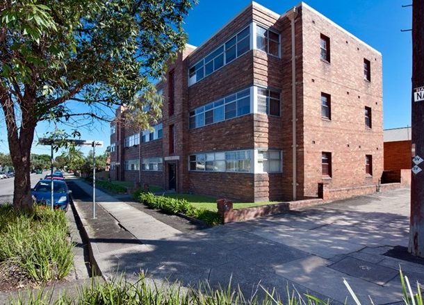 8/32 National Park Street, Hamilton East NSW 2303