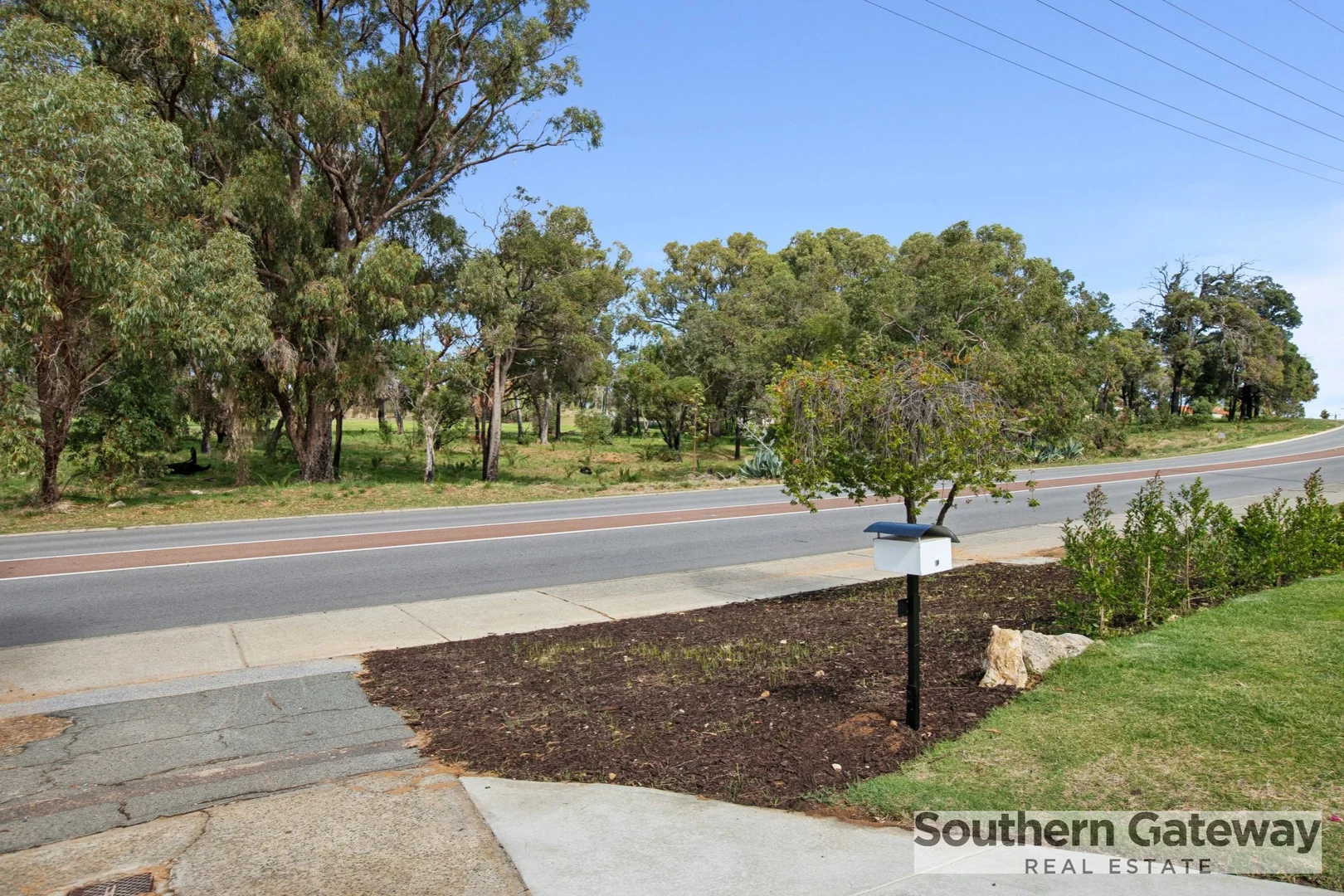 Additional image 25 of 65 Chisham Avenue, Parmelia WA 6167