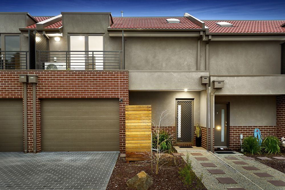 3 bedrooms Townhouse in 6/28 Eulinga Road CLARINDA VIC, 3169