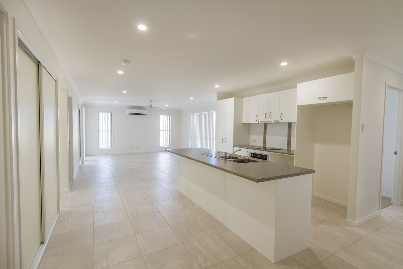 3 bedrooms Duplex in 2/85 Atlantic Drive BRASSALL QLD, 4305