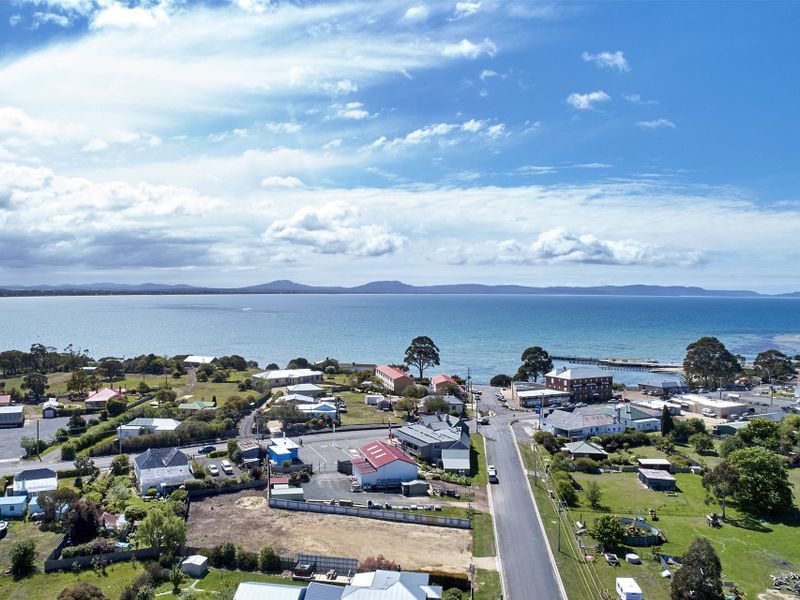 13 Maria Street, Swansea TAS 7190, Image 1