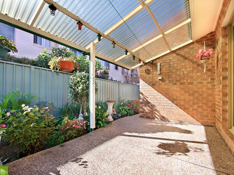 2/6 Tallegalla Street, UNANDERRA NSW 2526, Image 2