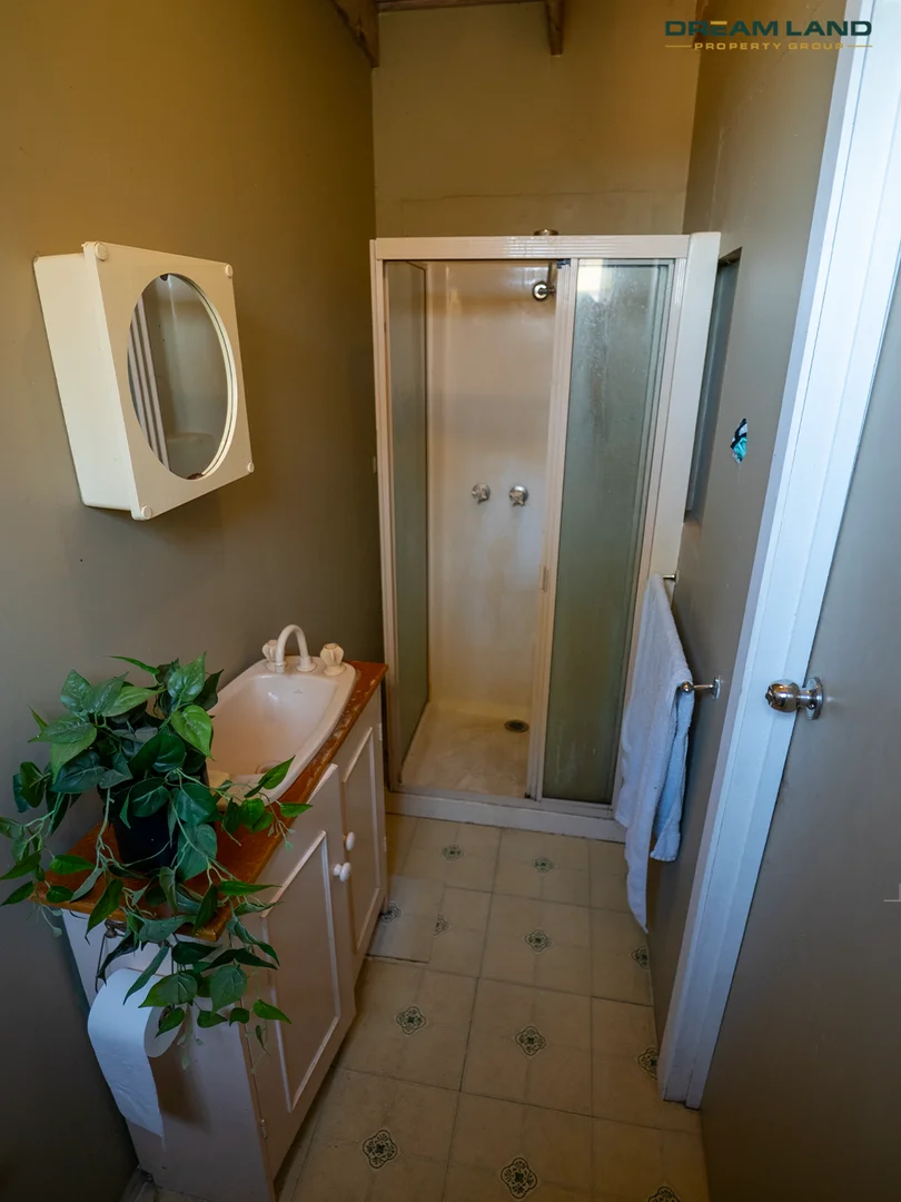 Additional image 18 of 75 Browns Lane, Parwan VIC 3340