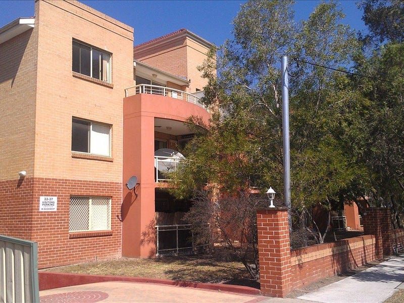 2 bedrooms Apartment / Unit / Flat in 3/33-37 Livingstone Rd LIDCOMBE NSW, 2141