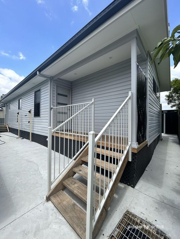 2 bedrooms House in 36a Windemere Ave CAMBRIDGE PARK NSW, 2747