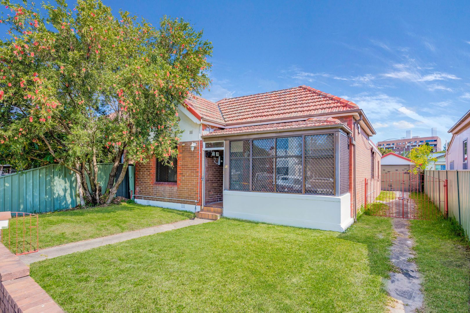 4 bedrooms House in 13 Browning Street CAMPSIE NSW, 2194