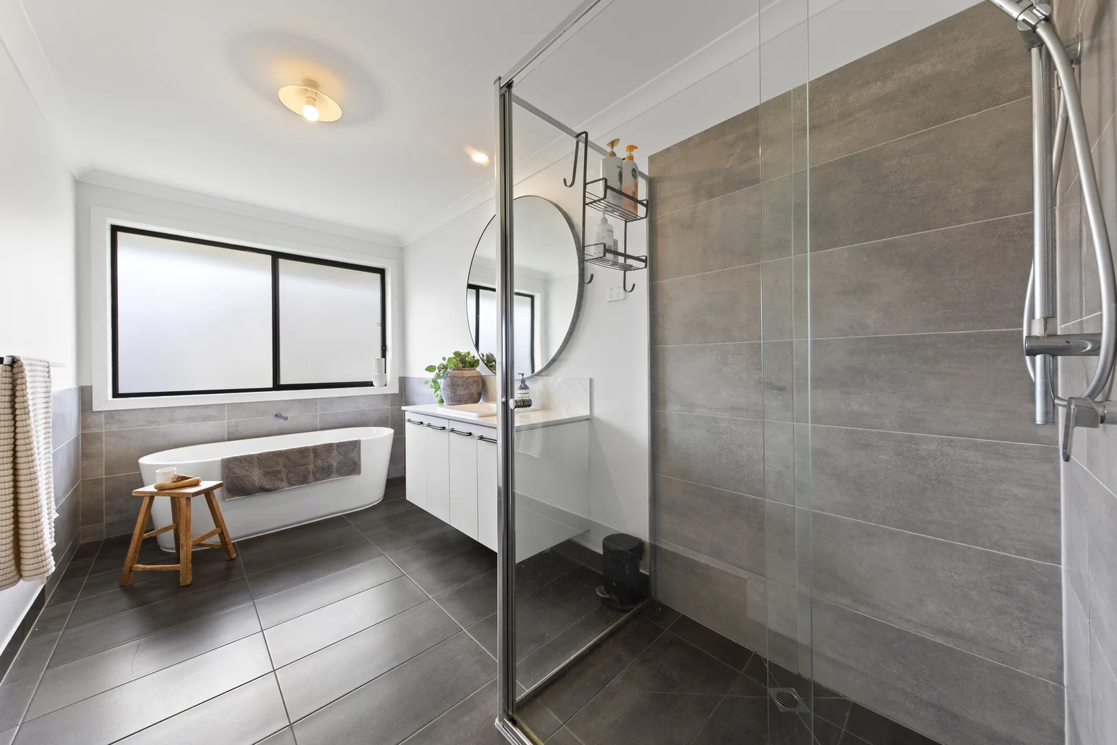 5 Memorial Drive, Narre Warren North VIC 3804 | Domain