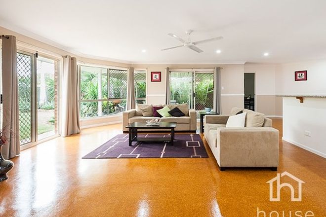 Picture of 21 Kilsay Crescent, MEADOWBROOK QLD 4131