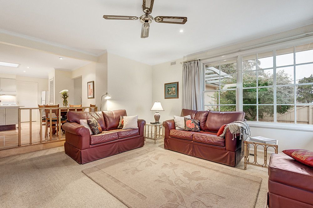 4 Karrin Close, Yallambie VIC 3085, Image 1