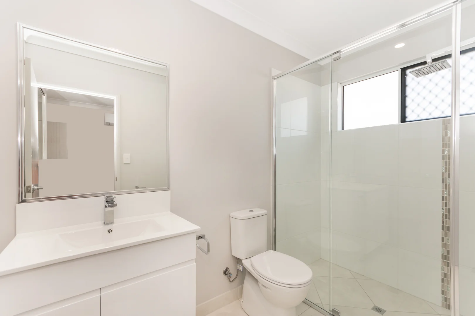 Additional image 4 of 12B Target Street, Oonoonba QLD 4811