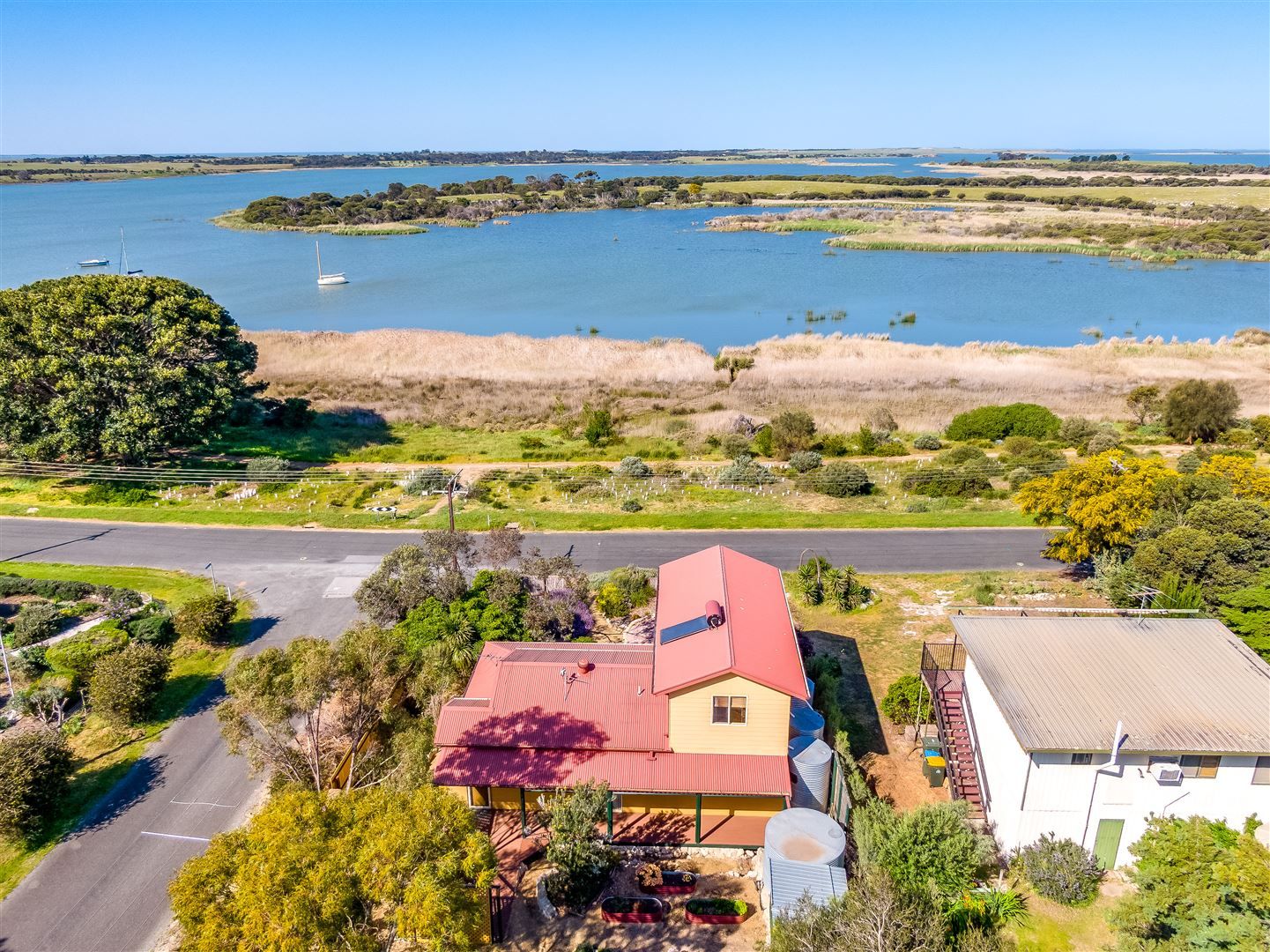 89 Island View Drive, Clayton Bay SA 5256, Image 0