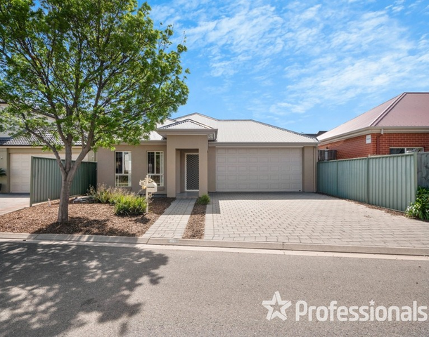 61 Lord Howe Crescent, Mawson Lakes SA 5095