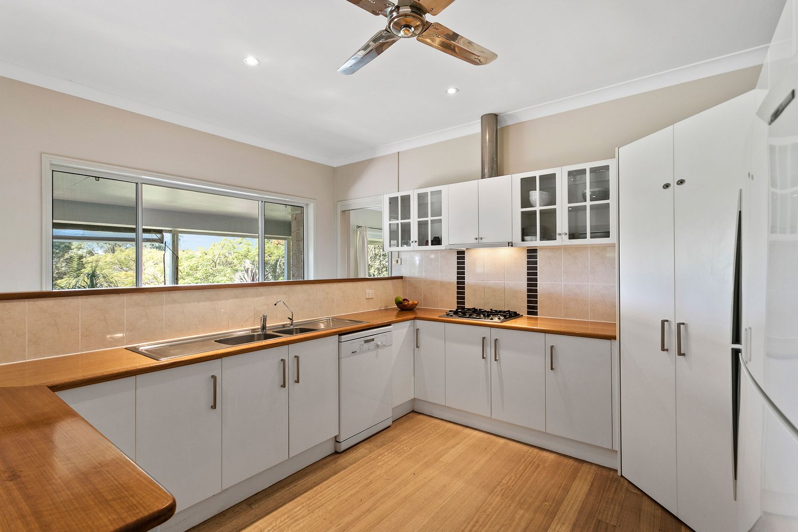 33 Pacific Heights Drive, Cumbalum NSW 2478, Image 2