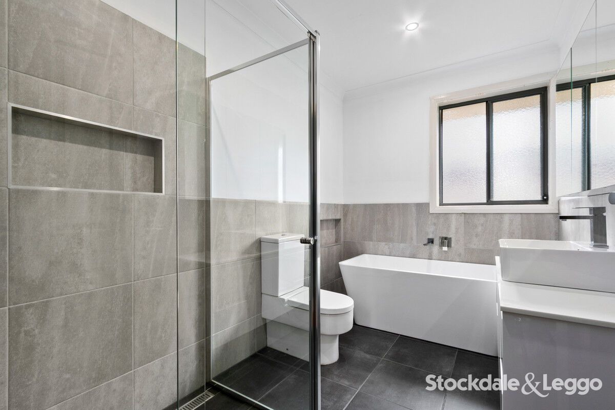 20 Manning Drive, Churchill VIC 3842, Image 2