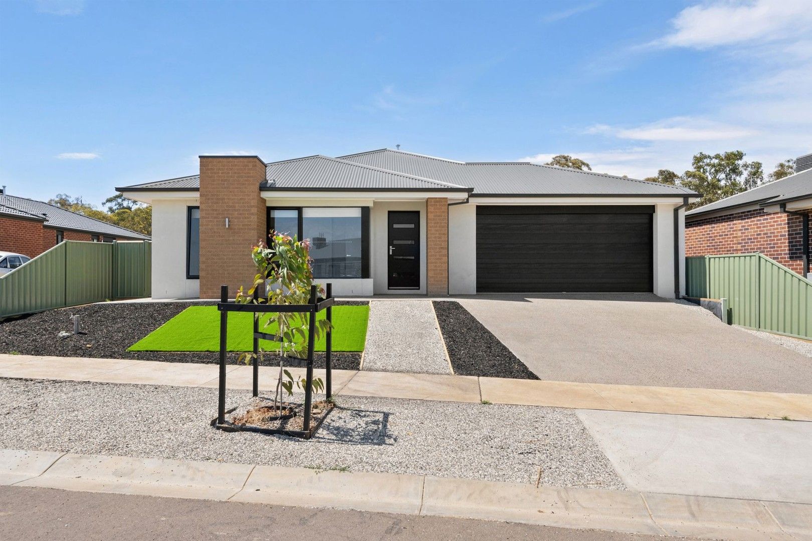 4 bedrooms House in 21 Cabernet Drive MAIDEN GULLY VIC, 3551