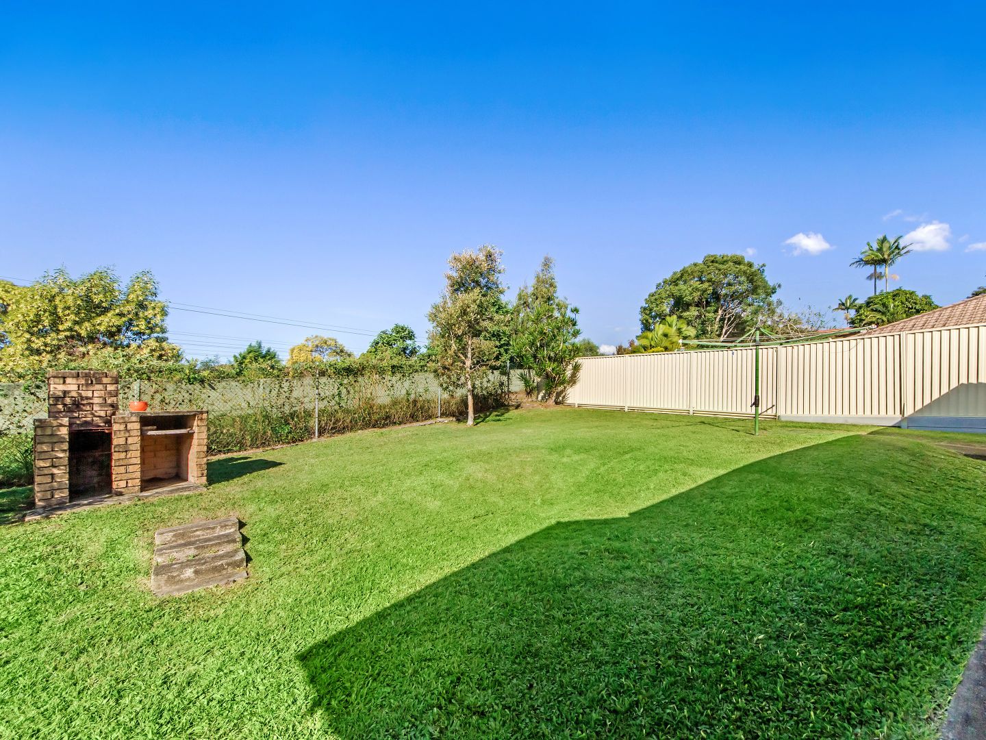 7 Tarbert Close, Merrimac QLD 4226, Image 2