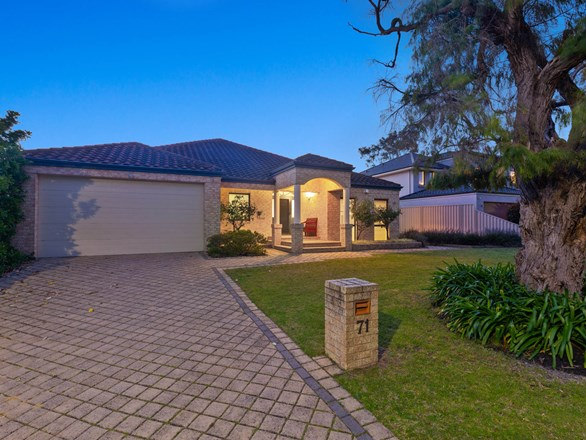 71 Mount Henry Road, Salter Point WA 6152