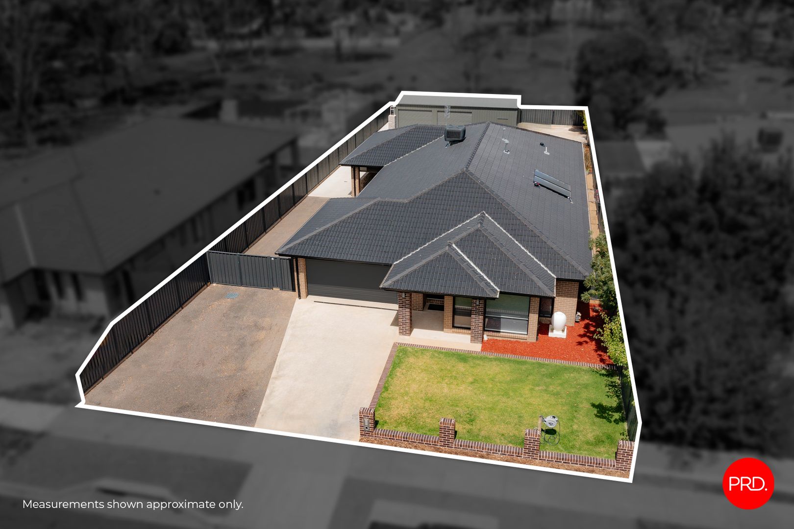 305 Mackenzie Street West, Kangaroo Flat VIC 3555, Image 0