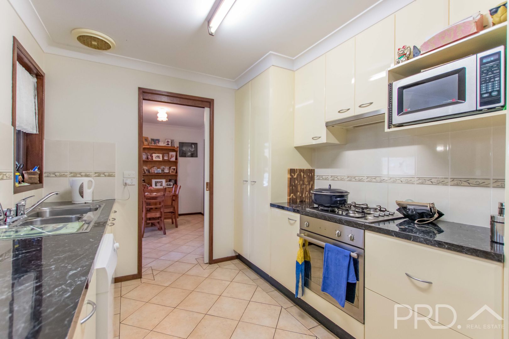 32 Campbell Street, Adelong NSW 2729, Image 1