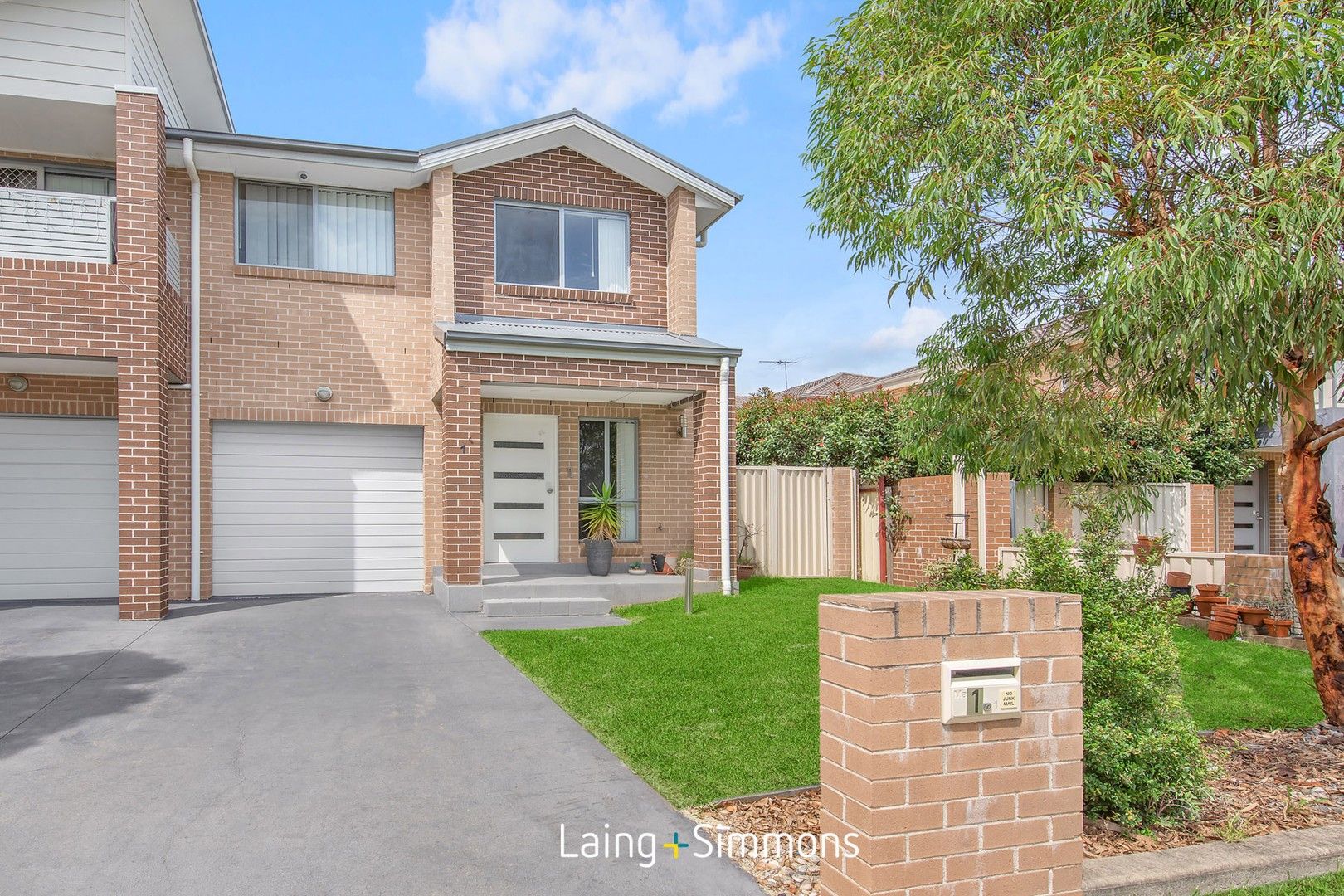 3 bedrooms Townhouse in 1/18 Ramona Street QUAKERS HILL NSW, 2763
