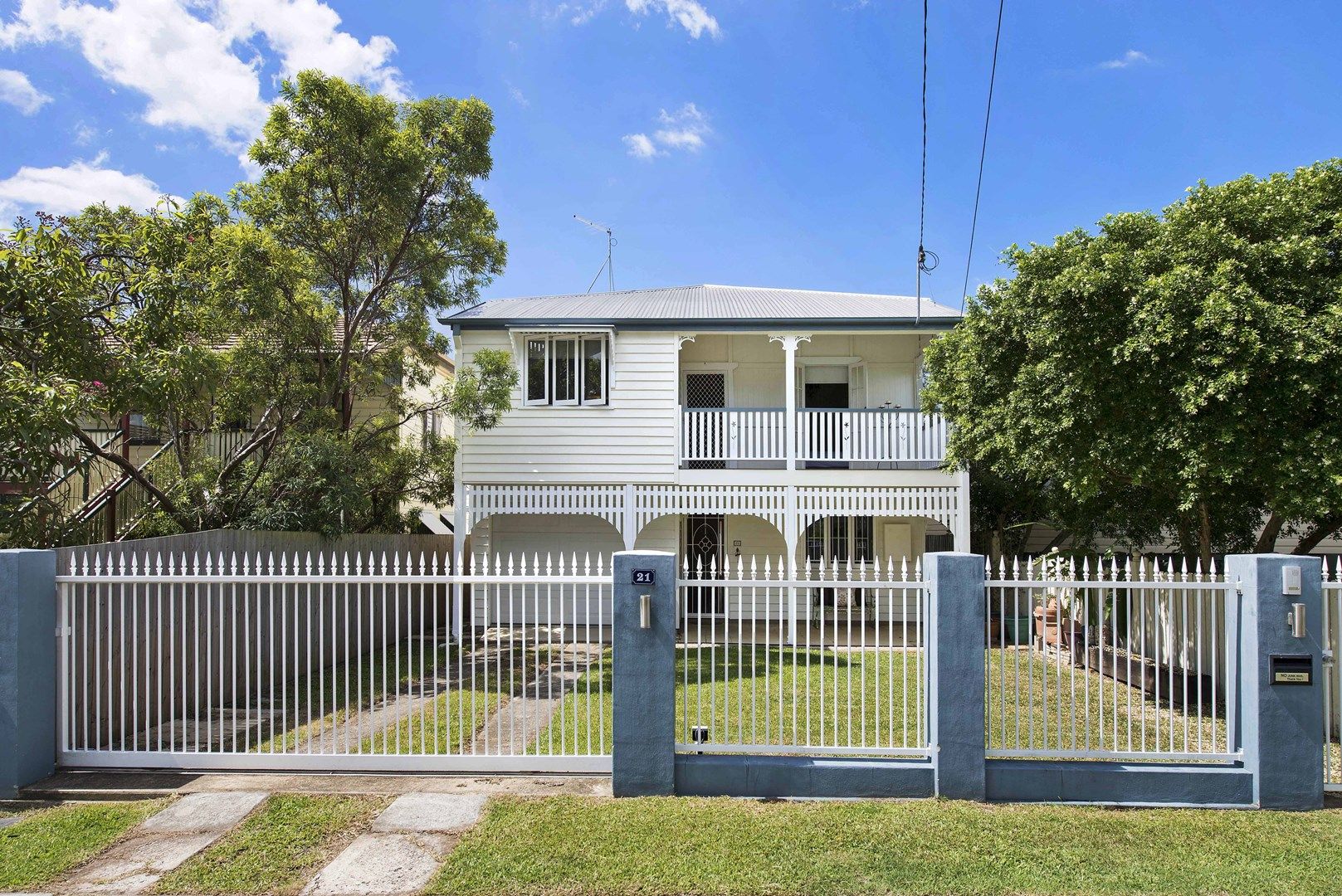 21 Landsdowne Street, Coorparoo QLD 4151, Image 0