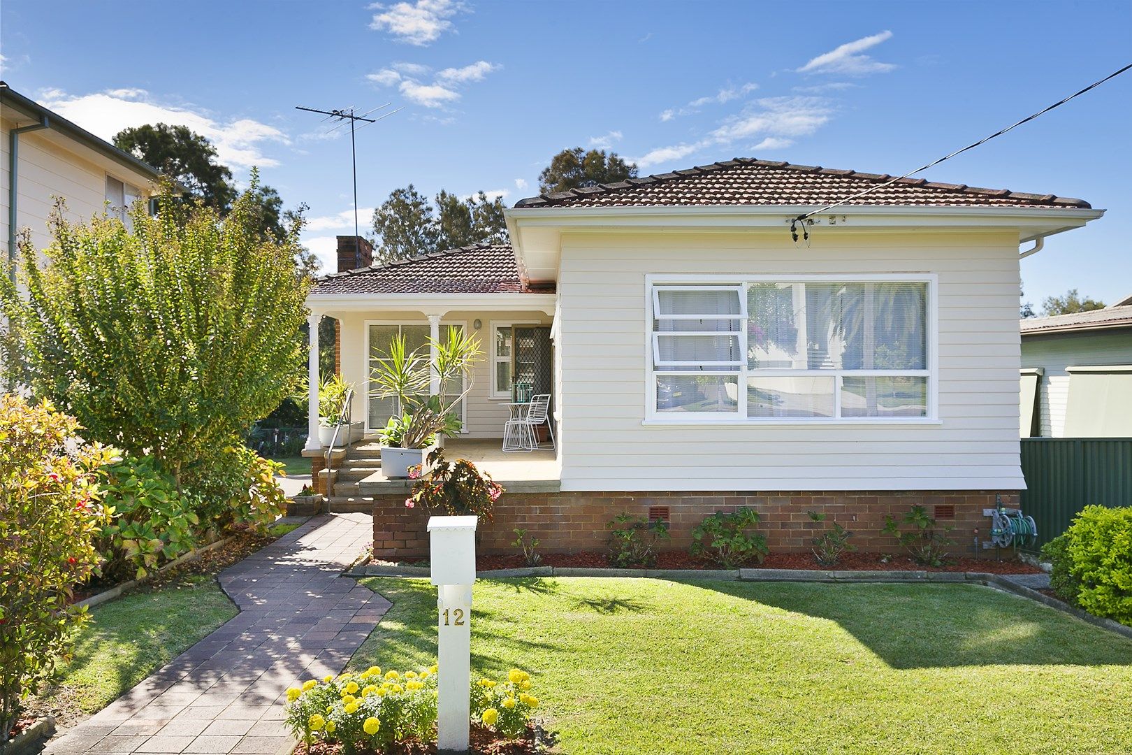 12 Stewart Ave, Curl Curl NSW 2096, Image 0