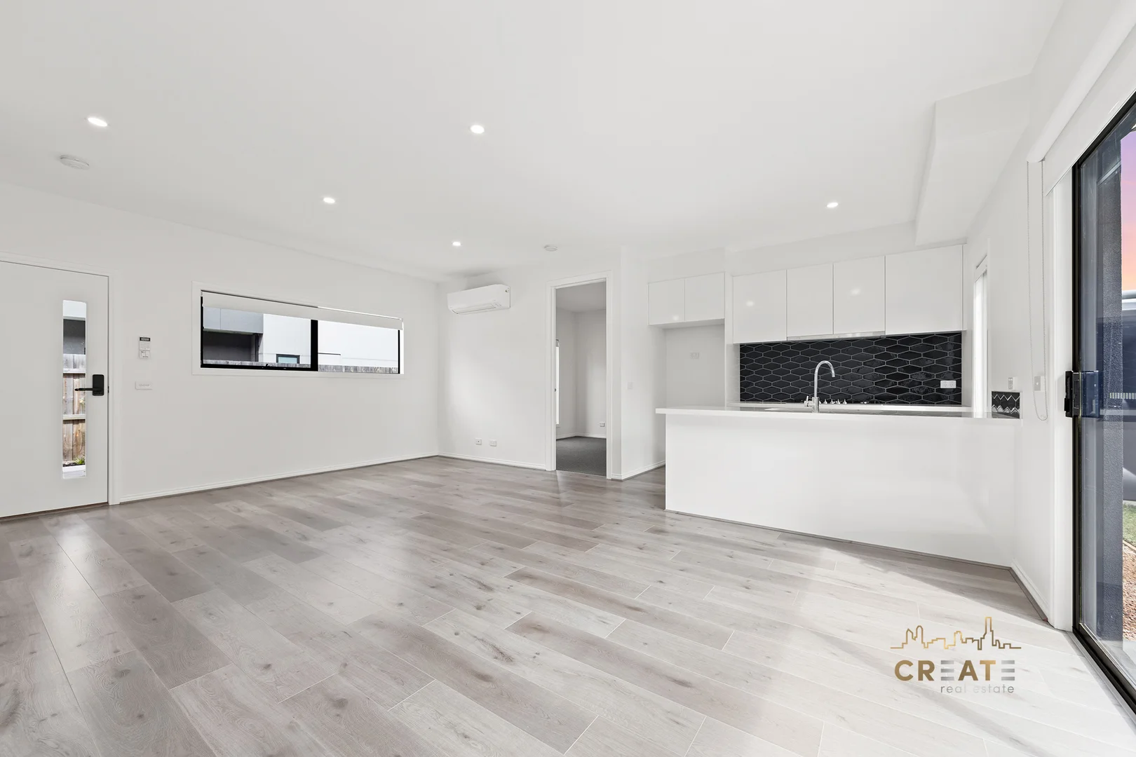 Additional image 4 of 3/90 Westmoreland Road, Sunshine North VIC 3020