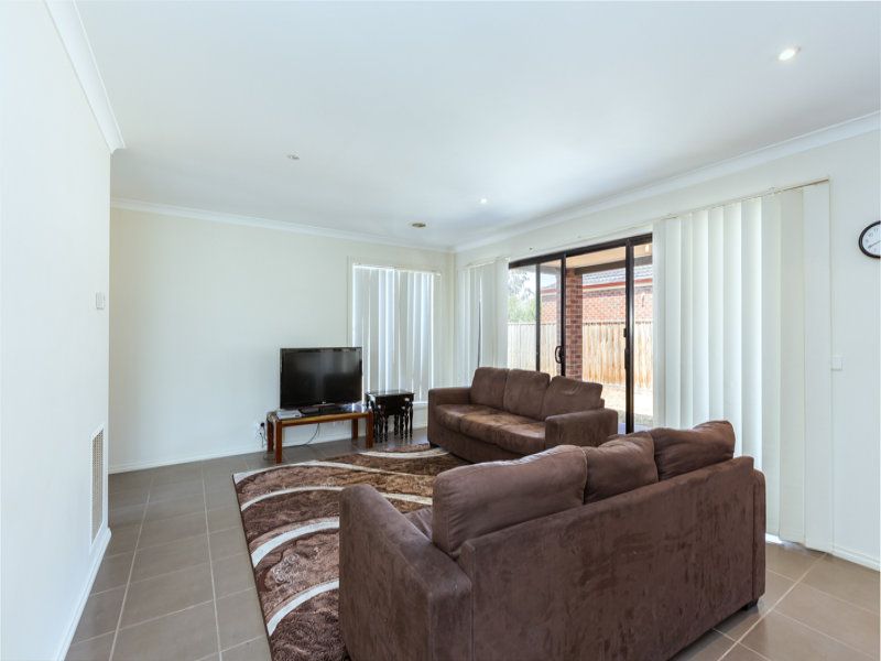 46 Panorama Drive, Melton West VIC 3337, Image 2