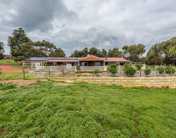 427 Santa Gertrudis Drive, Lower Chittering WA 6084