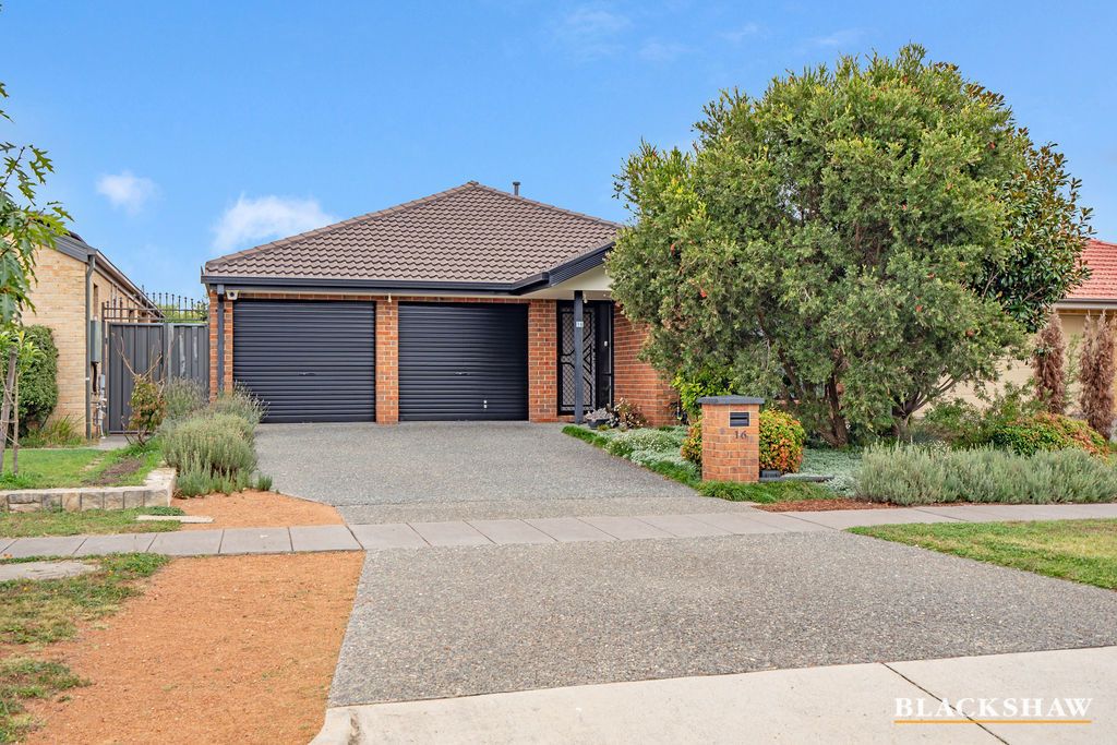 16 Coomera Street, Harrison ACT 2914, Image 0