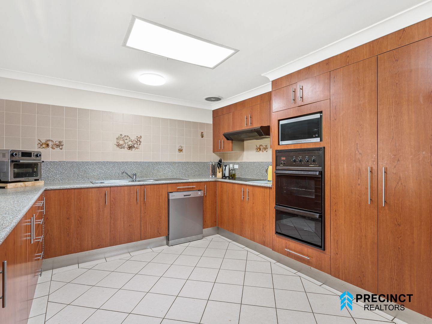 5 Emily Court, Bellmere QLD 4510, Image 2