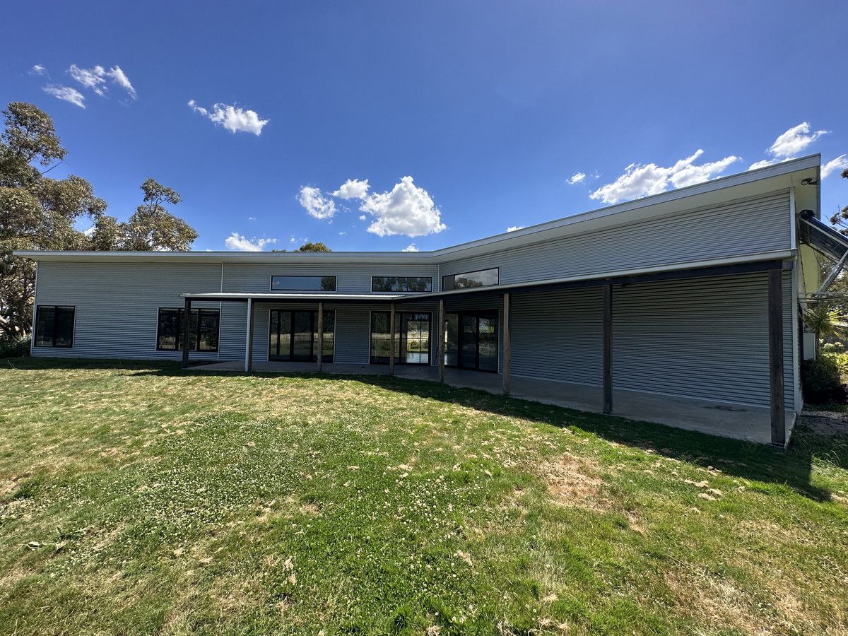 360 Lancefield Road, Sunbury VIC 3429 House for Rent Domain