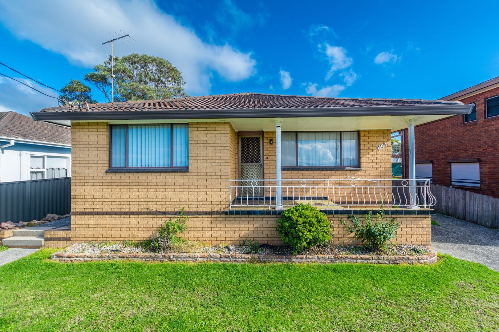308 Shellharbour Road, Barrack Heights NSW 2528, Image 0